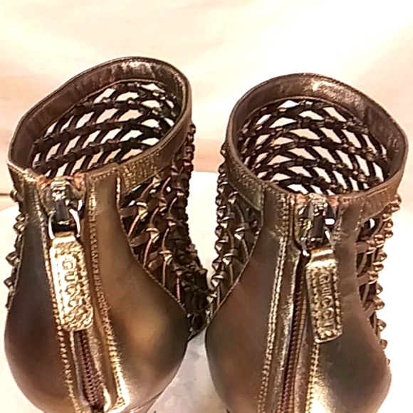 🔥🔥Like New Gucci Bronze Leather Stiletto Bootie - Picture 9 of 16